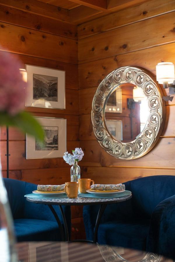 Elliott House Boutique Inn Shaver Lake Exterior photo