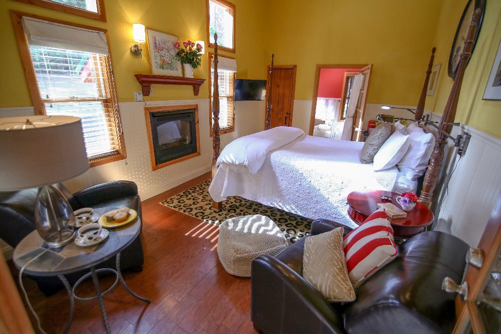 Elliott House Boutique Inn Shaver Lake Exterior photo