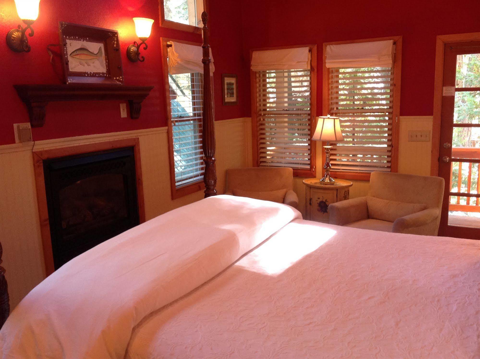 Elliott House Boutique Inn Shaver Lake Exterior photo
